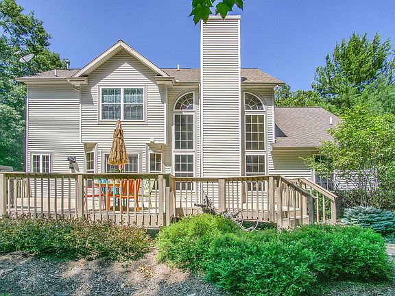 5th image of 5235 Beechwood Dr
