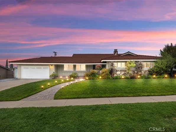 12851 Brittany Woods Dr, Santa Ana, CA 92705