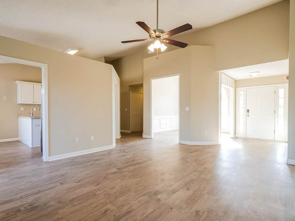 1st image of 891 Madison Chase Way