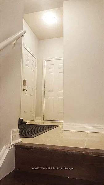 2 bed, $1,950 — Photo 4
