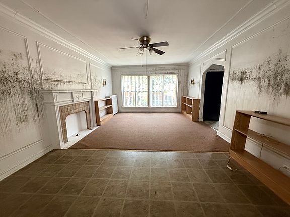 2nd image of 7015 S Paxton Ave #101