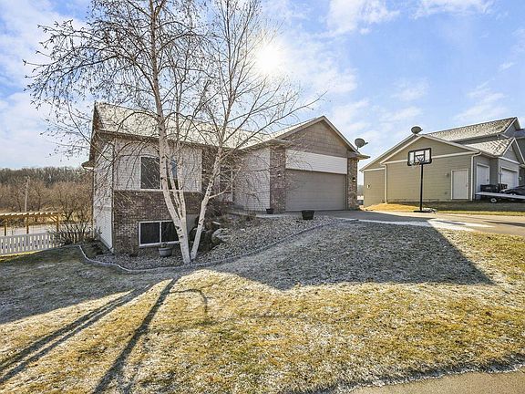 2nd image of 1215 Springbrook Drive