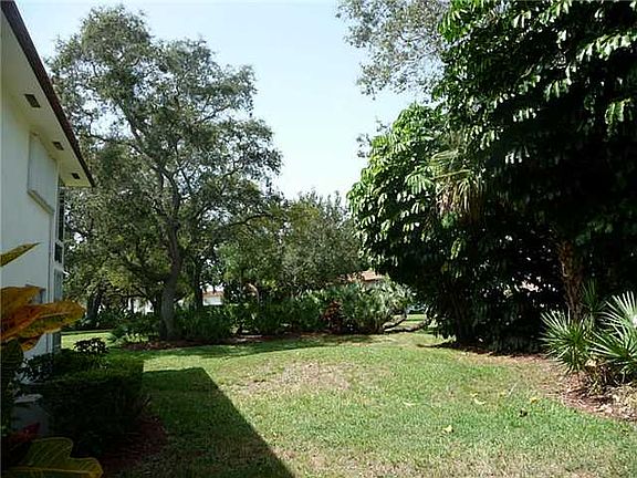 3rd image of 1225 NW 21st St #31-3106