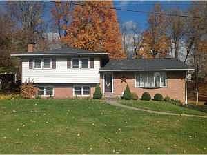 1st image of 8 Old Orchard Dr