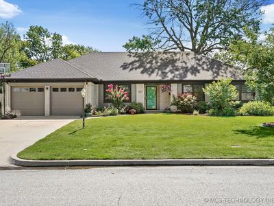 5861 S Hudson Pl, Tulsa, OK, 74135