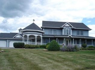 30730 Golf Course Rd, Dyersville, IA 52040