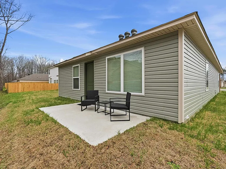 10904 Mason Dr — Photo 41