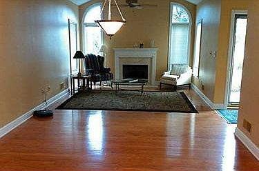 2nd image of 505 Cherry Hill Dr