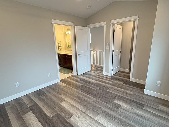 4th image of 3637 Sussex Dr