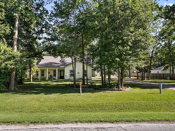2nd image of 24925 Lakeside Dr