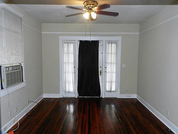 3rd image of 328 S Bernadotte St