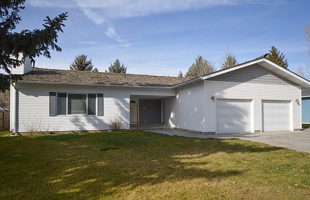 1st image of 798 Brandon Dr