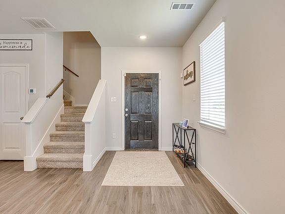 4th image of 5044 Chital Dr
