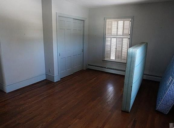 3rd image of 212 Summitt Ave