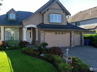 2828 277th Ter SE, Sammamish, WA 98075