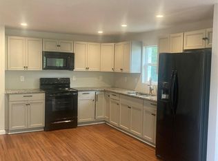 409 S Pinchback Ave #6, Bessemer City, NC 28016