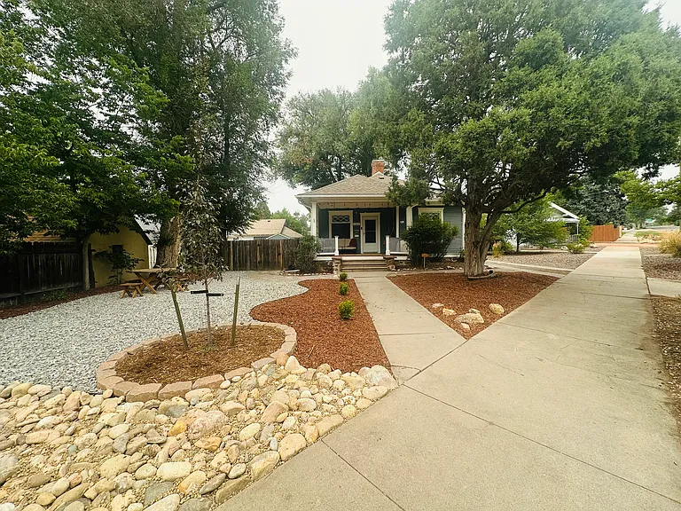1112 Palmer Park Blvd — Photo 1