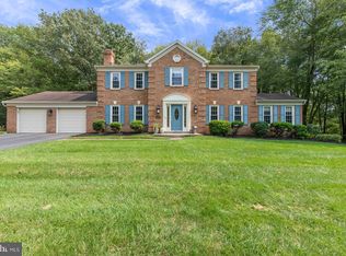 3125 Hannahs Pond Ln, Herndon, VA 20171