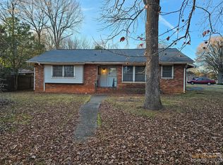 513 Yuma St, Charlotte, NC 28213