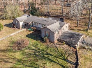 5102 Vogler Rd, Pfafftown, NC 27040