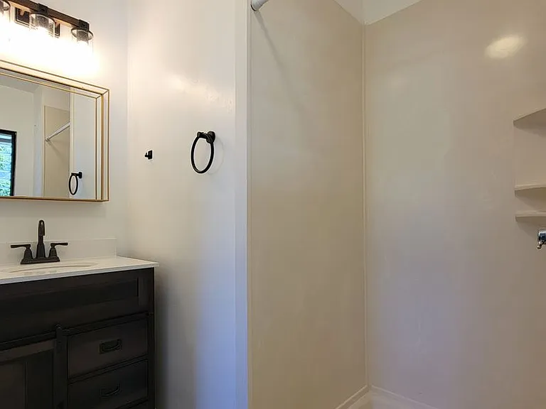 6164 Kalanianaole Hwy — Photo 21