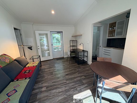 4th image of 5000 Butte St #304S