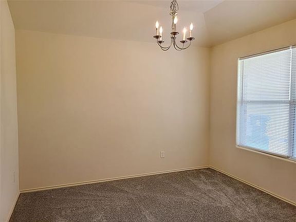 5th image of 1618 Nina Dr