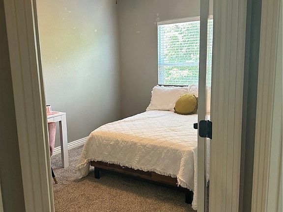 2nd image of 831 S Rose Ave