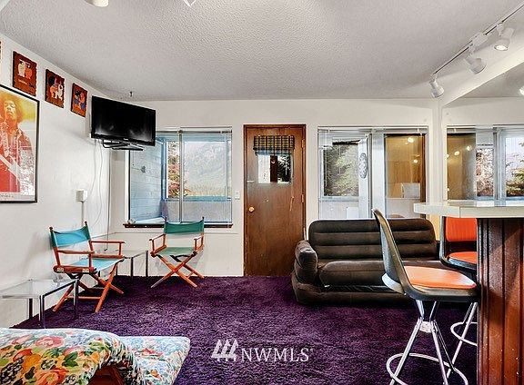 5th image of 223 E Hyak Drive #602