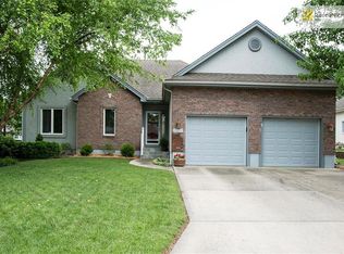 5113 SW Piping Plover St, Lees Summit, MO 64082