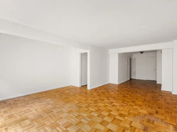 335 East 51st Street image 6 of 10