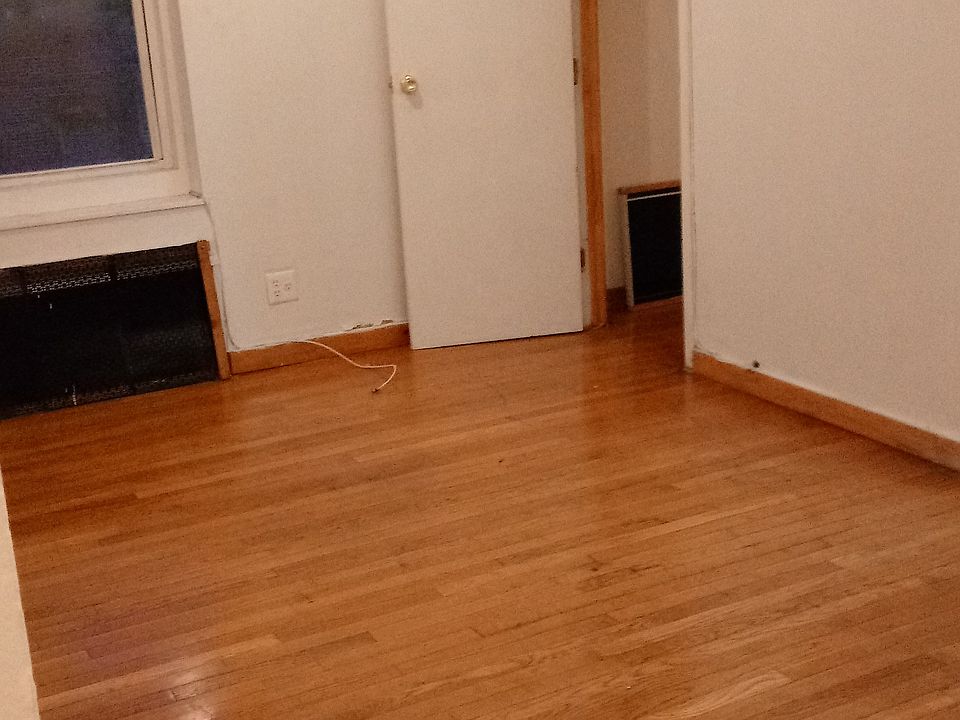 1st image of 370 Tompkins Ave APT 1