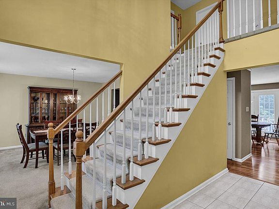 4th image of 318 Dogwood Ln