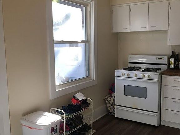 3rd image of 1208 4th St NW