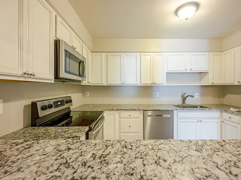 6143 Edsall Rd #C — Photo 6