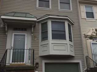 21809 Leatherleaf Cir, Sterling, VA 20164