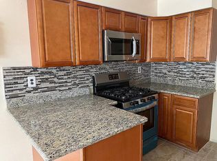 1507 Green Hollow Dr, Iselin, NJ 08830