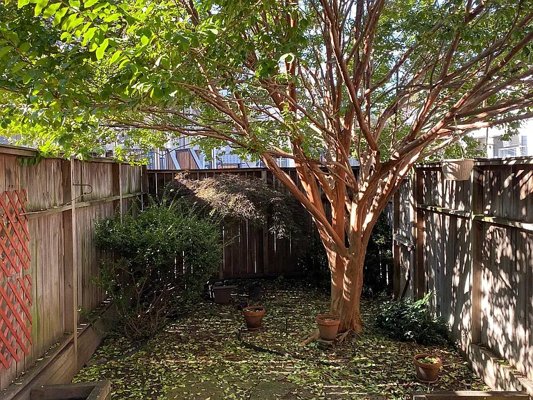 1500 Webster St — Photo 15