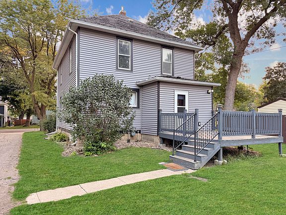 3rd image of 313 Hollett St