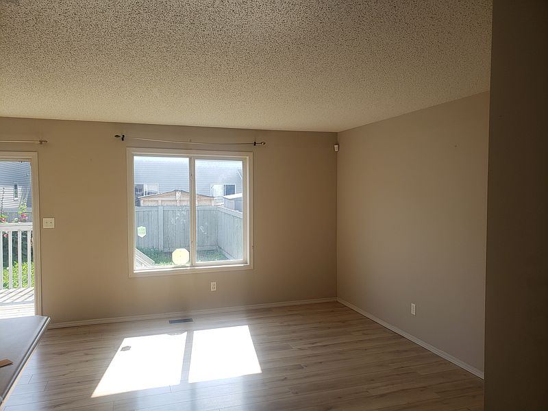 Edmonton Townhouse for rent - 3 Bedrooms — photo 12