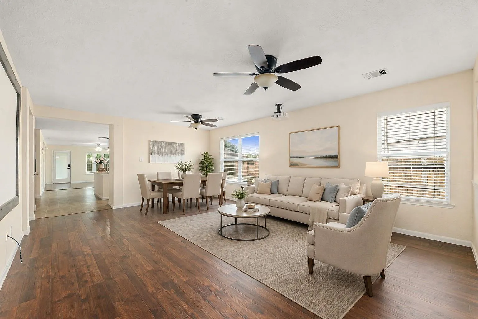 3 bed, 2.0 bath, 1953 sqft, $2,150 — Photo 2