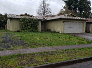 430 56th St, Springfield, OR 97478