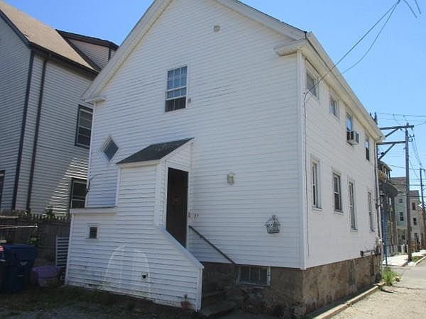 2nd image of 337 Sawyer St