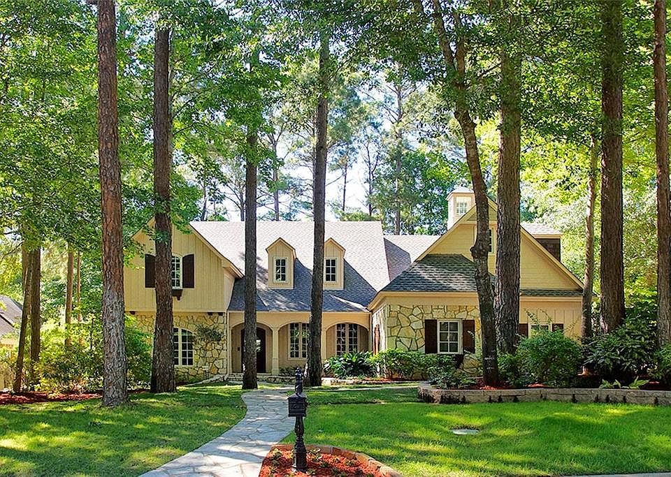 1st image of 3706 Woods Blvd