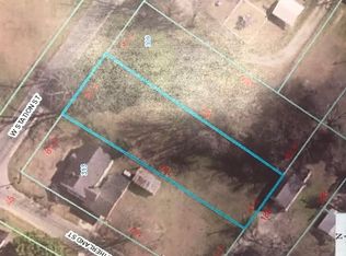 311 W Station St, Mount Olive, NC 28365