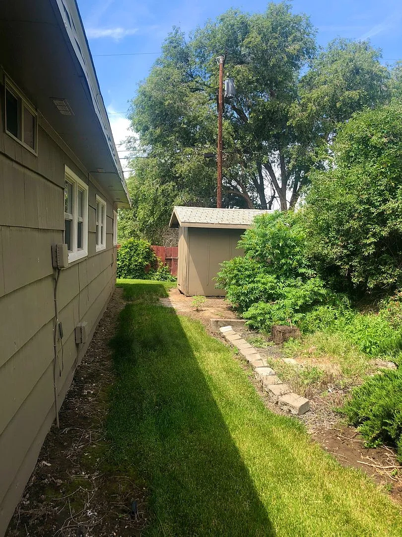 805 NW 4th St. — Photo 3