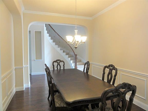 3rd image of 7280 Anastasia Ln