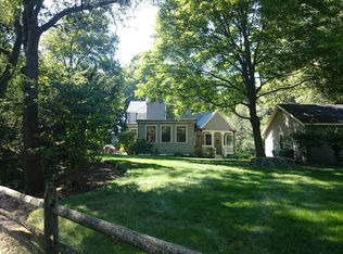 517 Hammond St, Newton, MA 02467