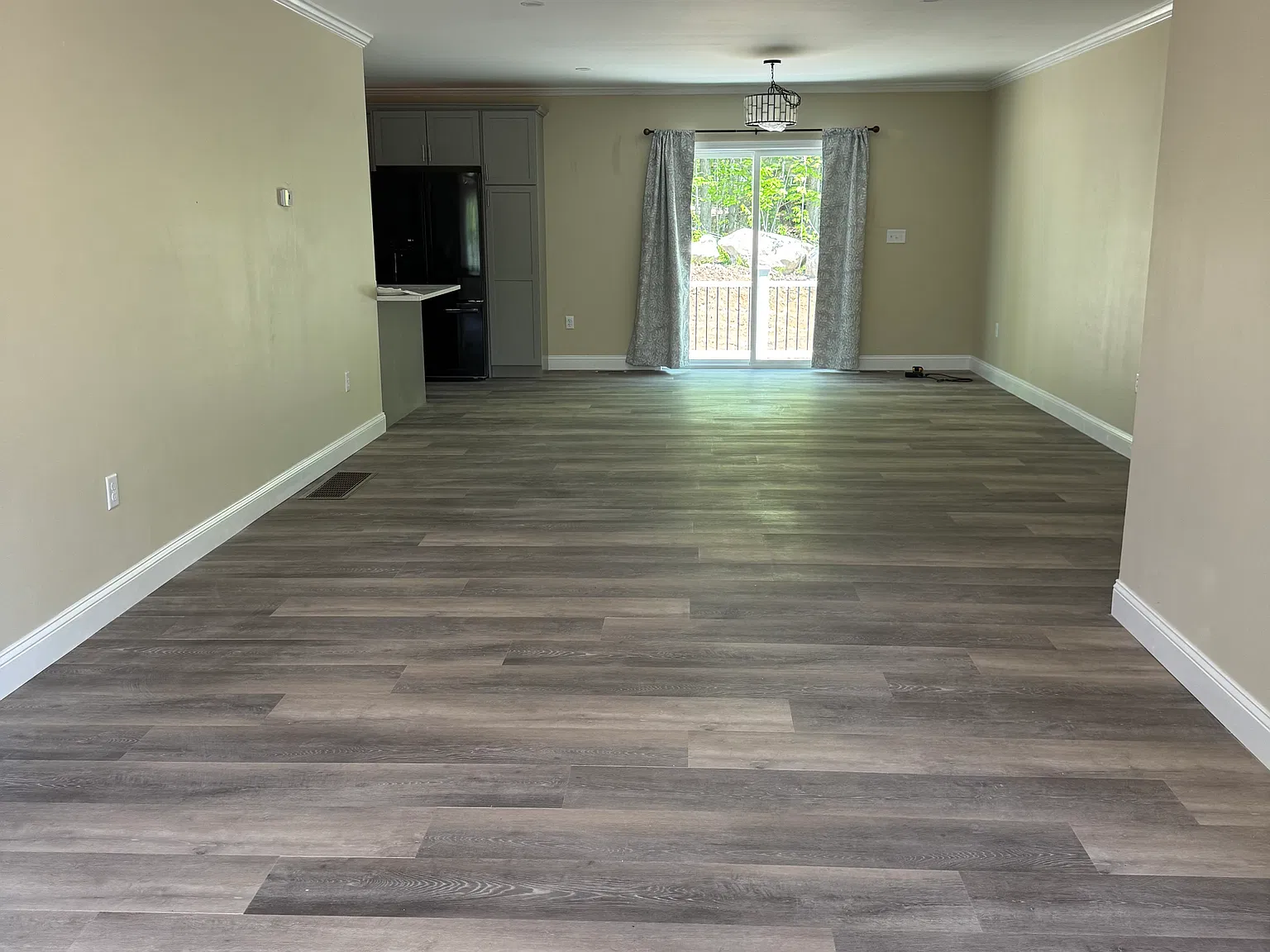 301 Peverly Rd — Photo 3