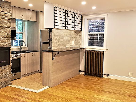 4th image of 15 Groton St #B